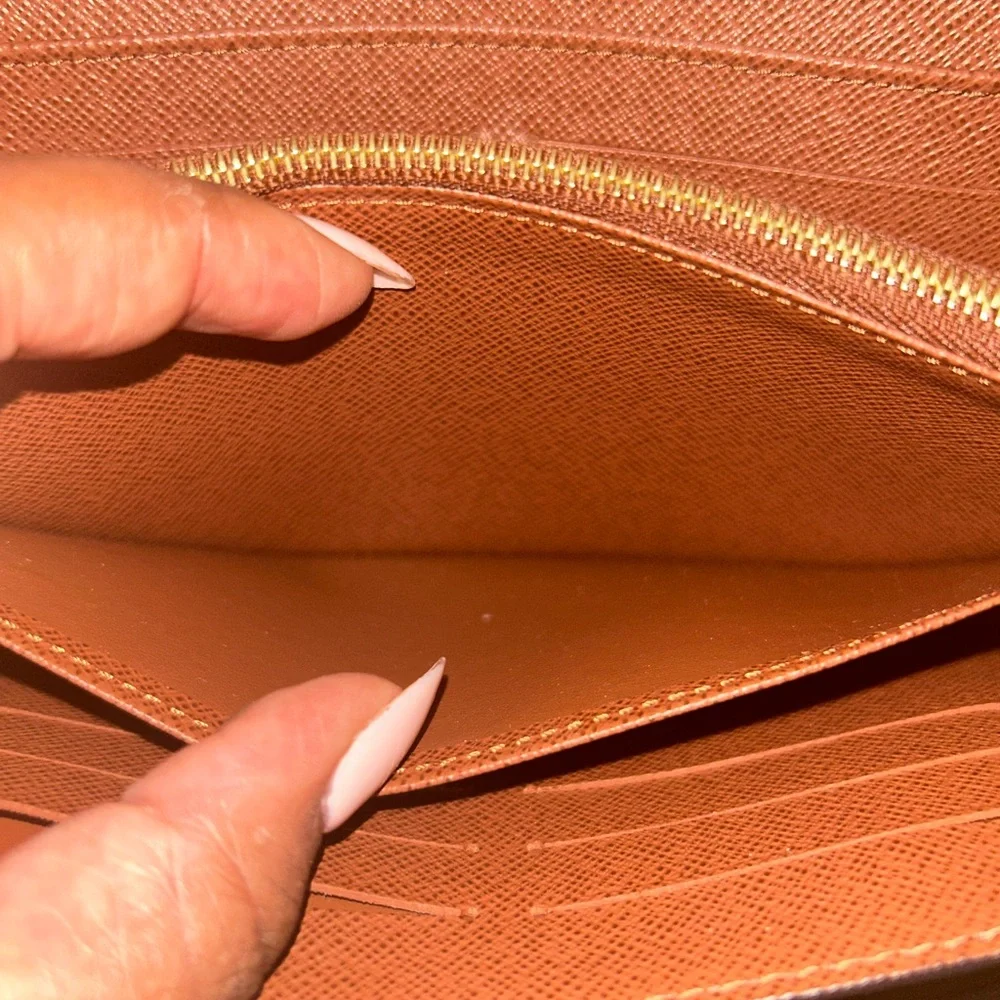 Louis Vuitton Monogram Sarah‎ Wallet